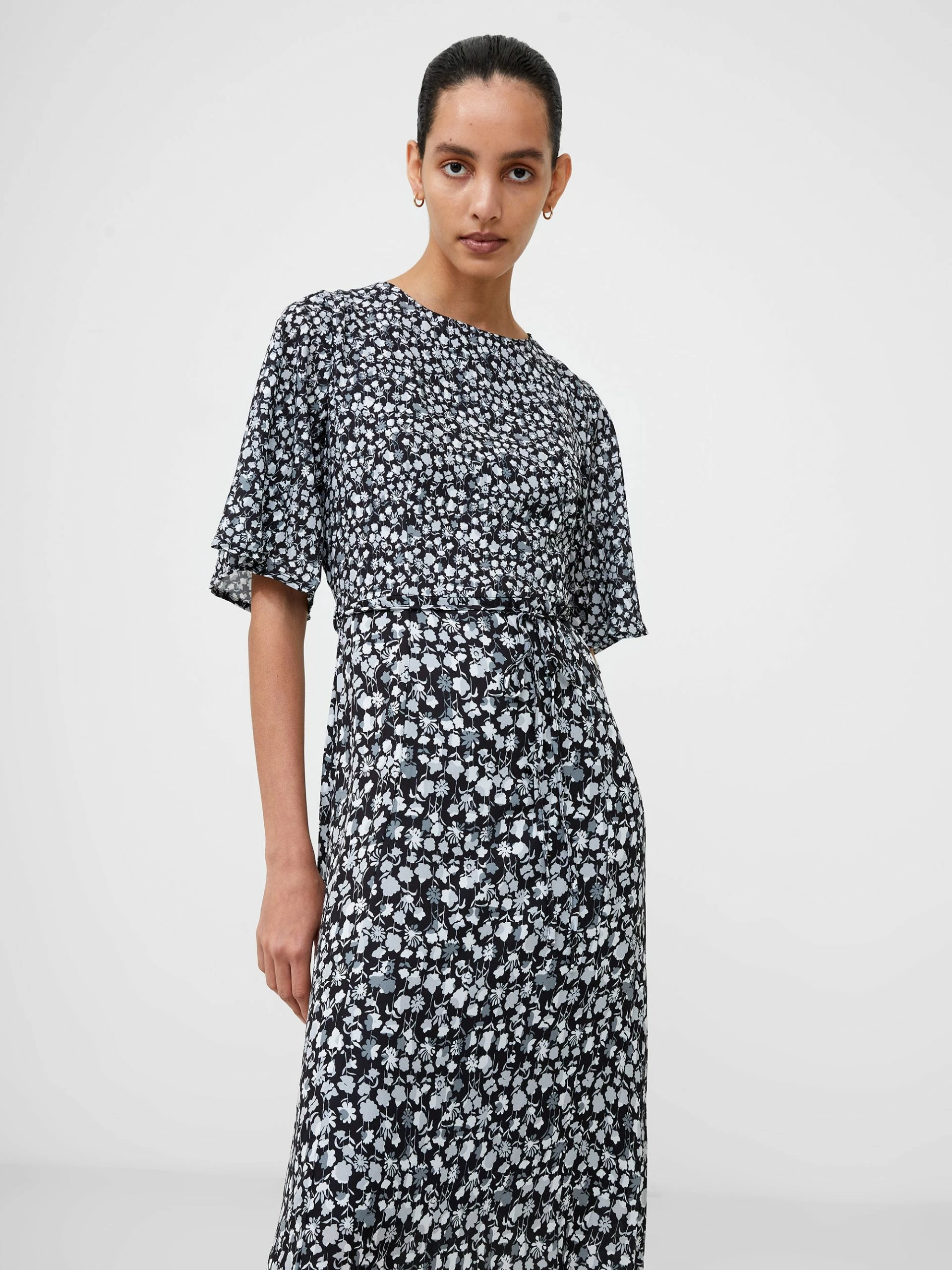 French Connection Bethany Angel Sleeves Midaxi Dress 5 French Connection Bethany Angel Sleeves Midaxi Dress - Image 3